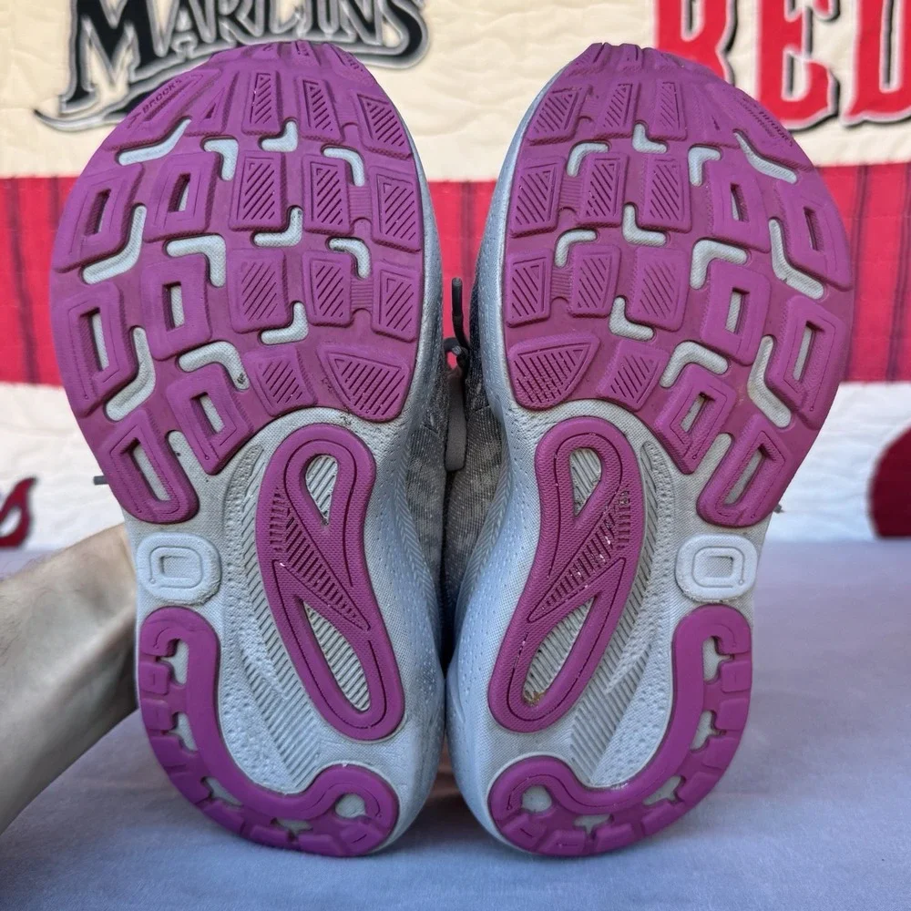 Size 5.5EE - Brooks Women Adrenaline GTS‎ 24 1204262E019 Gray Running Shoes